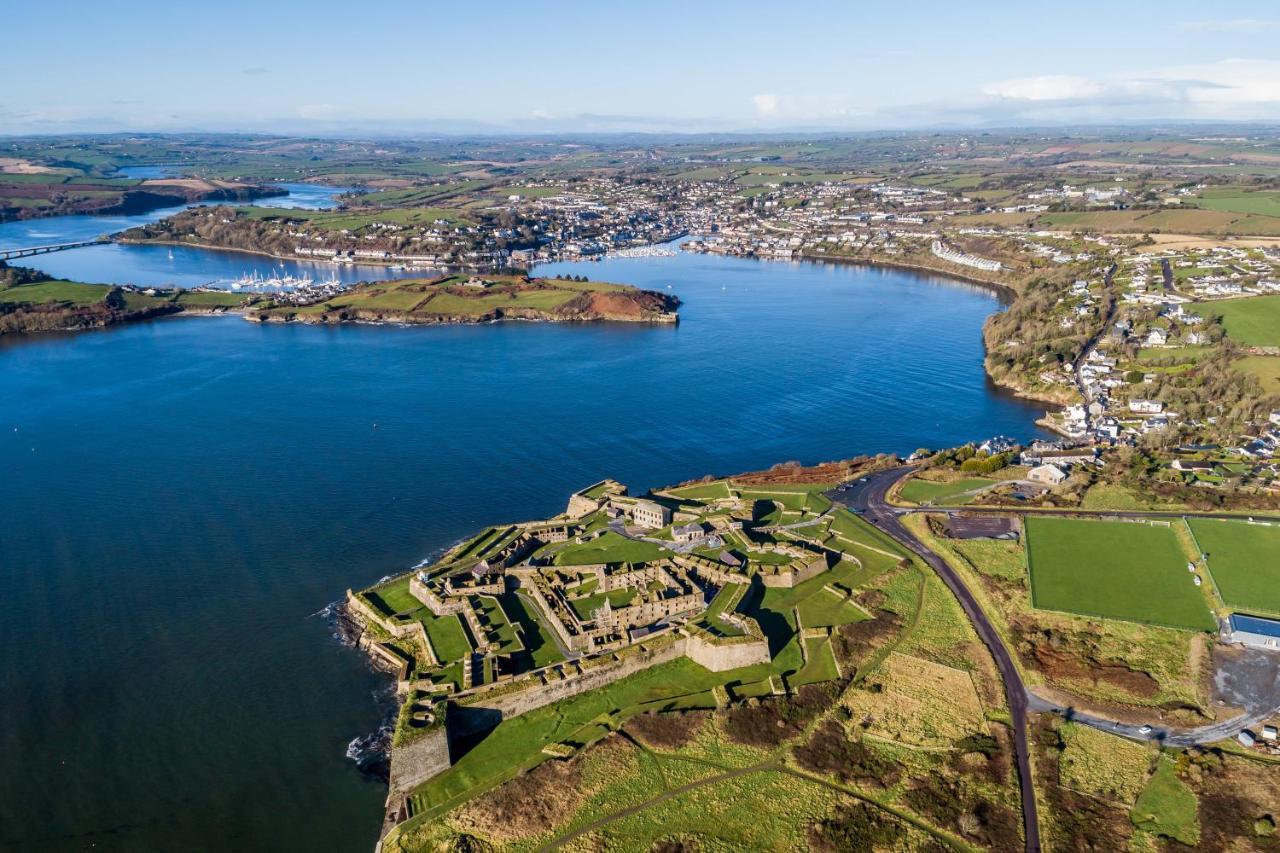 Ocean View,Kinsale, Hosted By Exquisite Holiday Homes, Sleeps 22 المظهر الخارجي الصورة